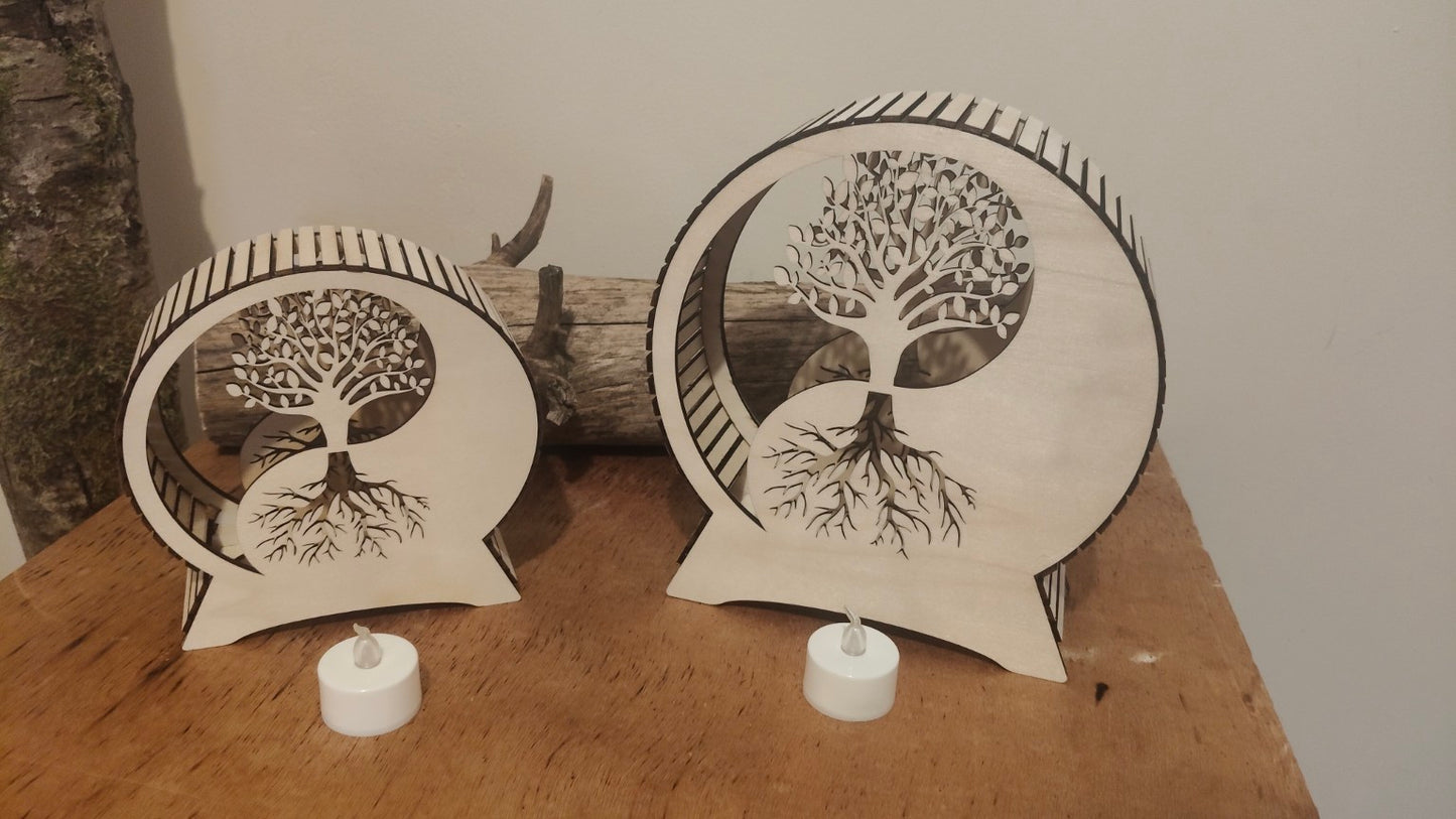 Lampe Arbre de Vie en bois allumée ambiance chaleureuse